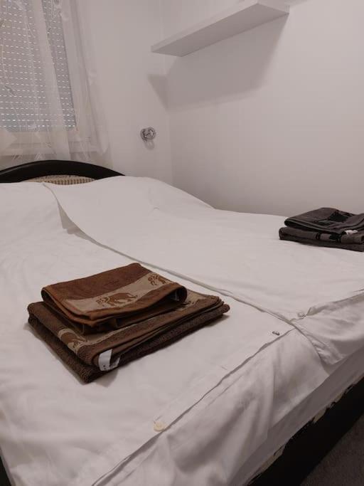 Erzsebet Apartman, Free Parking Budapest Eksteriør billede